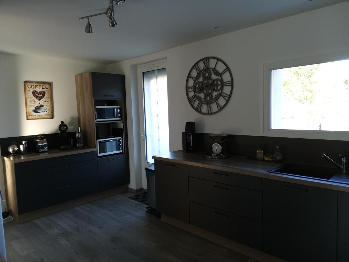 La Ferme De Pham Bed and Breakfast Belberaud Εξωτερικό φωτογραφία