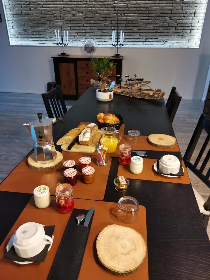 La Ferme De Pham Bed and Breakfast Belberaud Εξωτερικό φωτογραφία